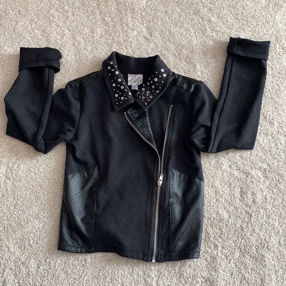 D-Signed Coat - Picture 9 of 9